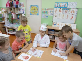 Сотрудничество с СМК Сотрудничество с СМК.